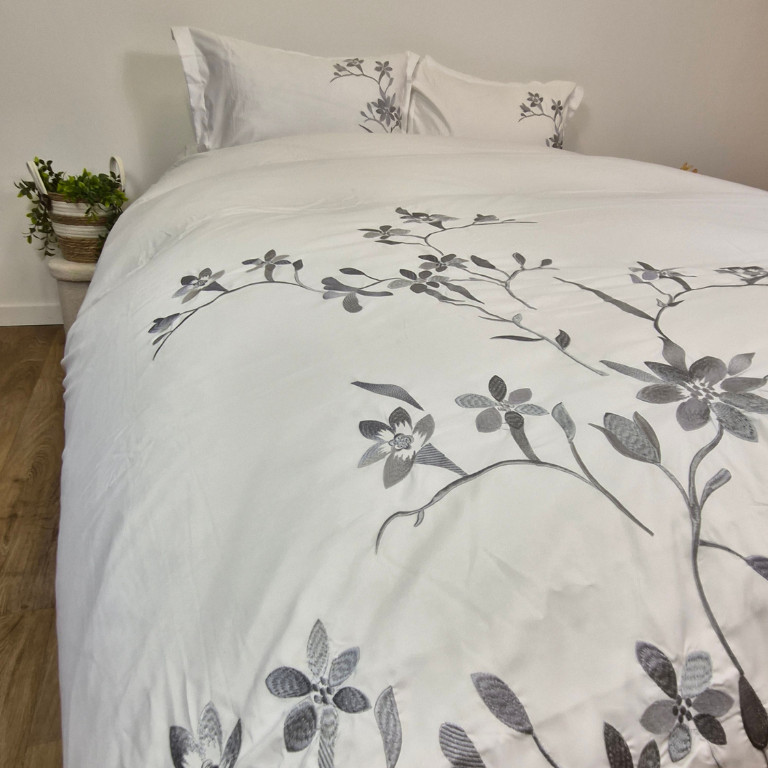 Couette Piquée 220x240 – Image 9